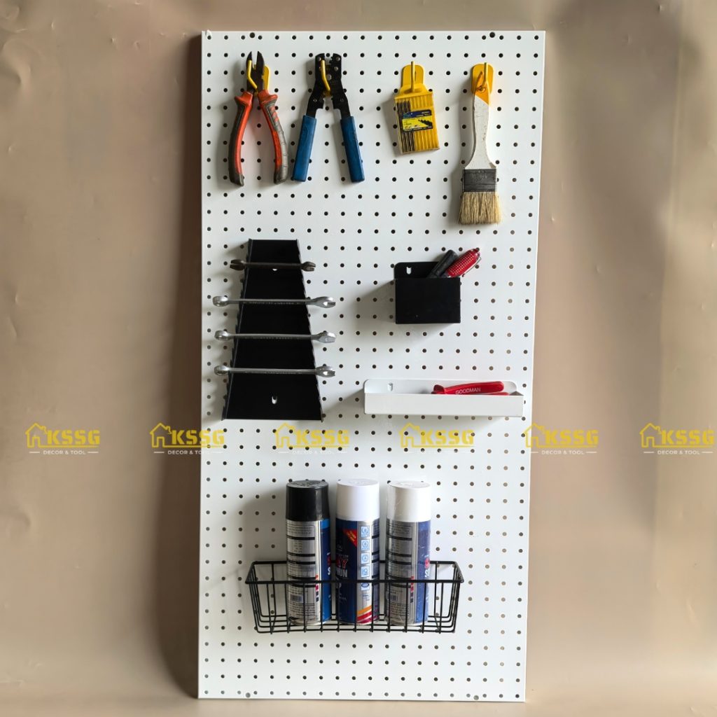 Bảng Pegboard kim loại gắn tường