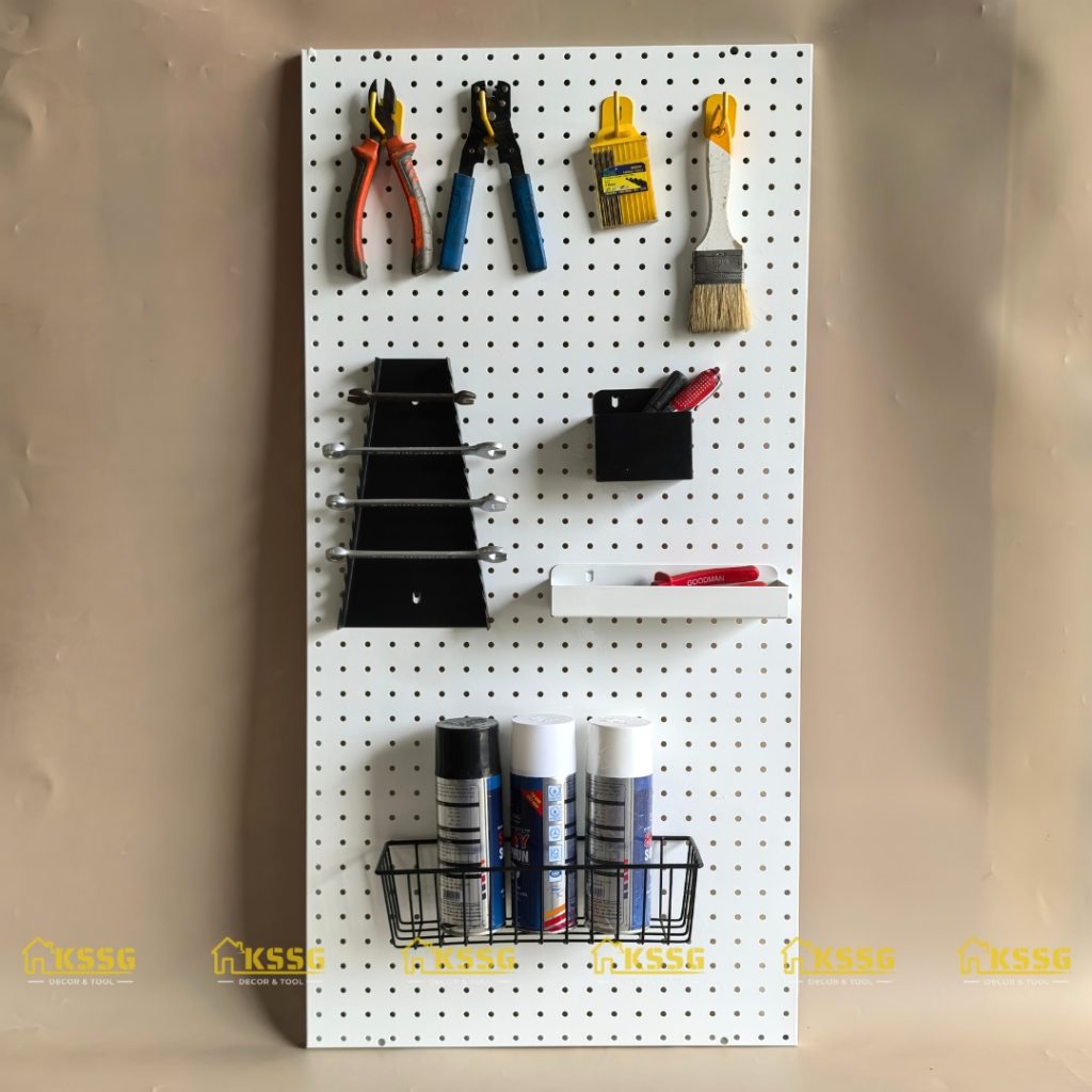 Bảng Pegboard kim loại gắn tường