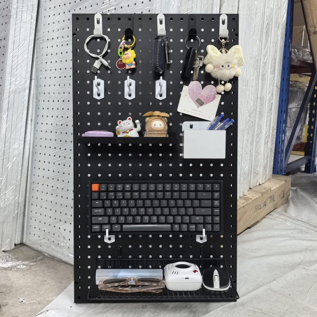 Bảng Pegboard kim loại