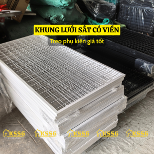 Khung lưới sắt ô vuông treo phụ kiện