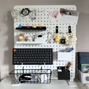 Bảng Pegboard chân đứng