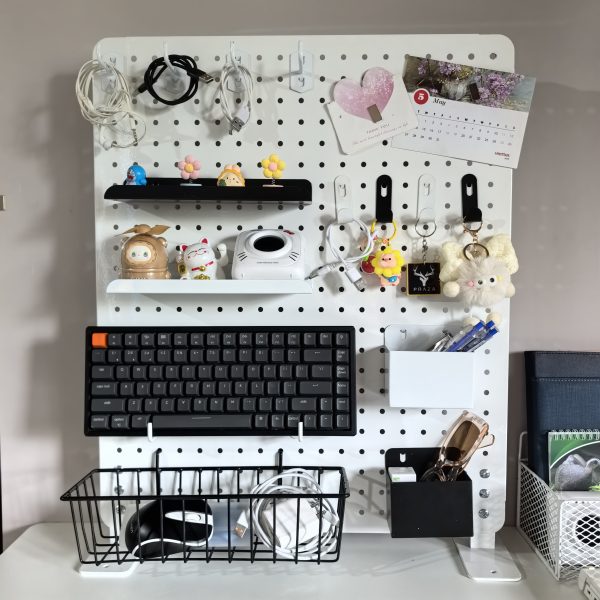 Bảng Pegboard chân đứng