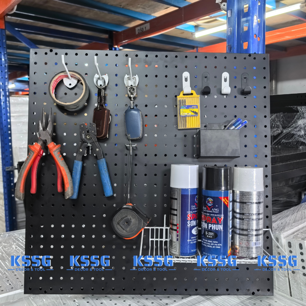 Bảng Pegboard kim loại