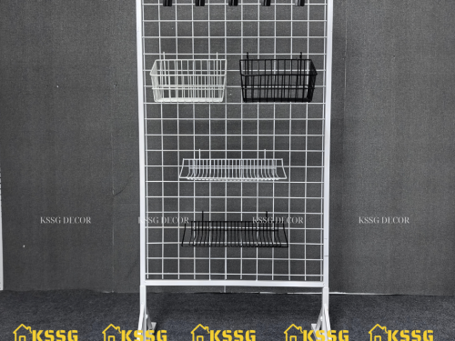 Khung lưới sắt có chân