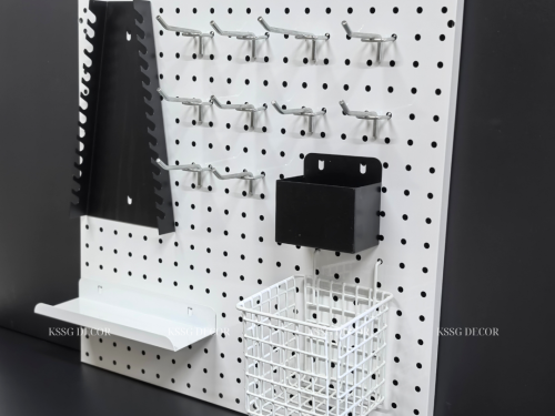 Tấm tôn đục lỗ