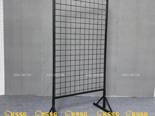 Khung lưới sắt có chân đứng