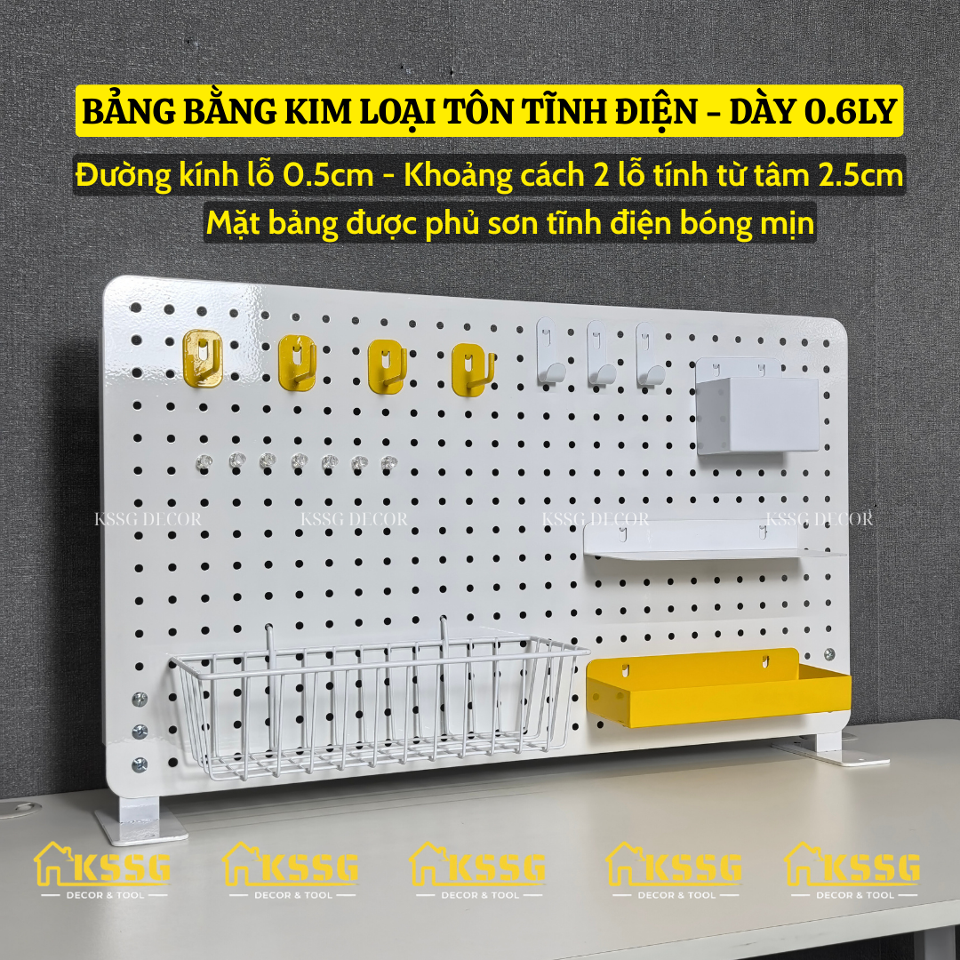 COMBO BẢNG PEGBOARD CHÂN ĐỨNG ĐỂ BÀN CÓ KÈM PHỤ KIỆN