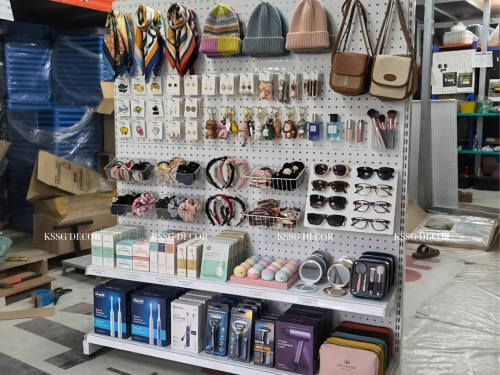 Kệ Pegboard Chân Đứng